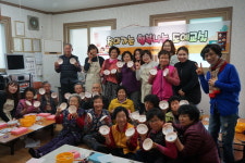 [단신]청송백자연구회, 행복 나눔 도예교실 재능기부 ‘눈길’