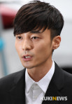 [영상] 음란물 유포 혐의 로이킴, 경찰 출석 성실하게 조사받겠다