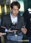 박유천 힘 없는 눈빛