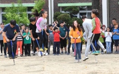 “스승의 은혜는 하늘같아서…” 산골 작은 학교의 스승의 날‘