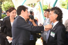 한국야생조류보호협회 윤순영 이사장 생물다양성 및 습지보호에 대한 공로로 ‘대통령 표창’