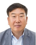 [경남농협] 정대인 김해시지부장·김경호 축산사업단장 이달의 자랑스러운 농협인상 수상