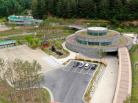 금강송 숲길 따라 힐링 여행 떠나요~...경북도, 울진 금강송에코리움 개관