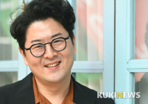 이상근 감독 밝은 미소