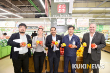 아리엘 구아코 국제협동조합연맹(ICA) 회장, 농협유통 하나로마트 방문