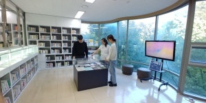 용학도서관, “시의 향기 그윽하게”…시(詩)라키비움 본격 운영