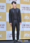 장승조, 잘생긴 의사