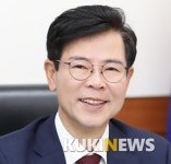 [동정]김한근 강릉시장, 신규임용자 임용장 수여식