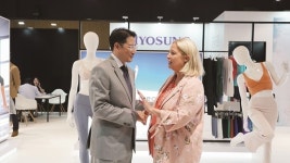 글로벌 현장 뛰는 조현준 회장...현장경영 광폭 행보
