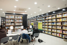 오산시의 도심 속 힐링 공간 소리울도서관