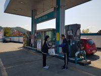 [하동소식] 하동군, 일손 부족한 녹차 재배농가 수확 지원