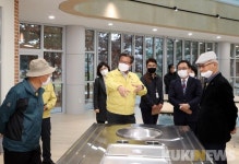 정용래 대전 유성구청장, 유성실버복지센터 준비상황 점검