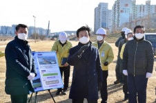 진주시, 하대동 남강둔치 야외무대 설치