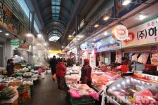 보은군 공무원, 전통시장 활성화에 앞장