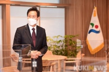 [쿠키포토] '10년 만의 출근' 오세훈, 오늘부터 서울시 다시 뛸 것