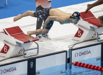 [올림픽] ‘수영 기대주’ 황선우, 첫 올림픽 마무리… 자유형 50m 예선 39위