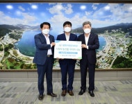 [거제소식] 고현동 가로수길에 색감 옷으로 도시를 물들이다