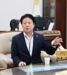 이변환 성주군수 “교통망 구축‧참외 소득 6천억 달성 할 것”[신년사]