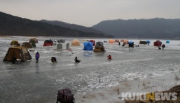 고삐풀린 방역 주말 얼음낚시터 축제장 방불…감염확산 비상