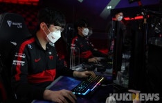 ‘제우스’의 자책 “내가 너무 잘 당해줬다” [LCK]