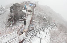 대봉산휴양밸리, 모노레일 타고 설경 만끽 [포토뉴스]