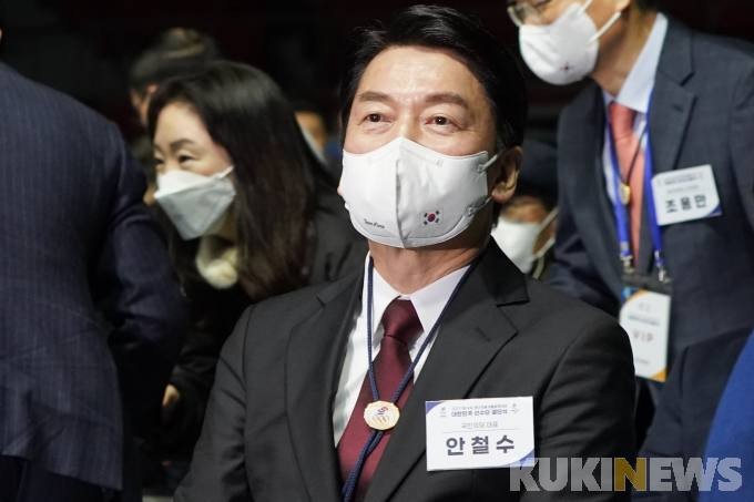 이진숙 위원장, iMBC 주식 백지신탁 의무 위반 혐의로 공직자 윤리위 회부
