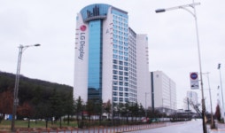 길바닥 나앉게 생긴 LGD 파주 기숙사생...왜