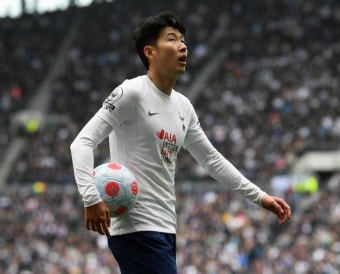 손흥민, PFA 올해의 선수 후보 제외에…영국 현지도 분노