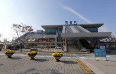 “정읍역 광장 가로막는 역전지구대 이전하라”