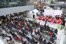 김해칠산서부동 주민화합한마당, 지역주민 화합의 장 이끌어