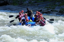 덥다 더워…인제 내리천 래프팅 인기 짱