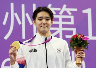 김우민, 자유형 400ｍ도 금메달…한국수영 역대 3번째 3관왕 [아시안게임]