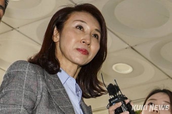 '이혼소송 2라운드' 미소 짓는 노소영 관장 [쿠키포토]