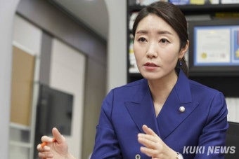 발달장애 아동이 웃도록…‘강서의 대변인’ 강선우 [쿡 인터뷰]