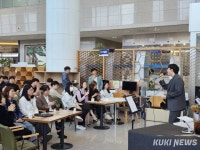 당진시청 어느 봄날 작은 음악회 열리다
