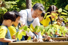 숲에서 놀고 배우는 어린이 유아숲체험원 확대방안 논의