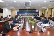합천 황강변을 아름답게 물들인 작약꽃…14만명 찾아