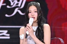 실내 흡연에 고개 숙인 블랙핑크 제니…공식 사과