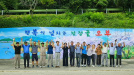 배롱나무 아래 고풍스런 자태…산청 덕천서원