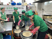 기록적인 폼염 속 건강한 여름나기 나눔행사 이어져...