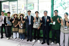 이동형 반려식물클리닉 인기… 한수정, ‘2024 에이팜쇼’ 참가