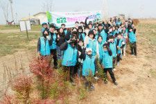 현대제철 푸른 숲 가꾸기, 송악 팔아산 일대… 꽃나무 장관 이룰 듯