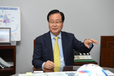 [기획]수소 산업 선점 완주군, 전북 경제 성장 견인 신도시로 급부상 