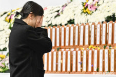 전국에 제주항공 참사 합동분향소…무안스포츠파크 애도물결