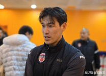 제주 돌아온 ‘캡틴’ 이창민의 웃음 “감독님이 주장시킬 줄 몰라…솔선수범할 것” [쿠키 현장]