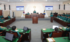 의성군의회, 산불 피해 복구 800억 긴급 추경 의결