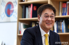 “청사는 박물관처럼, 골목은 무대처럼”…정문헌 종로구청장, 문화도시 구상 본격화 [쿠키 인터뷰]