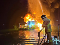 사천해경, 삼천포 대교 앞 해상낚시터 화재 진압 