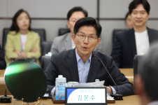김문수, ‘진짜경제팀’ 출범…“포퓰리즘 지양·미래산업 육성” [21대 대선]