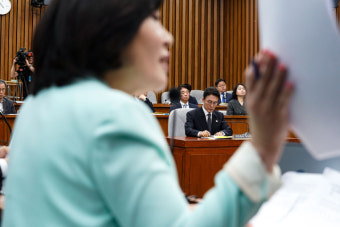 증인 없는 김민석 청문회, 여야 자료 제출 신경전